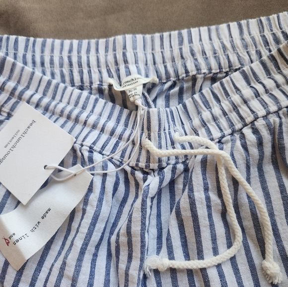 NWT BeachLunchLounge Linen Cotton Pull On Shorts - Picture 2 of 8